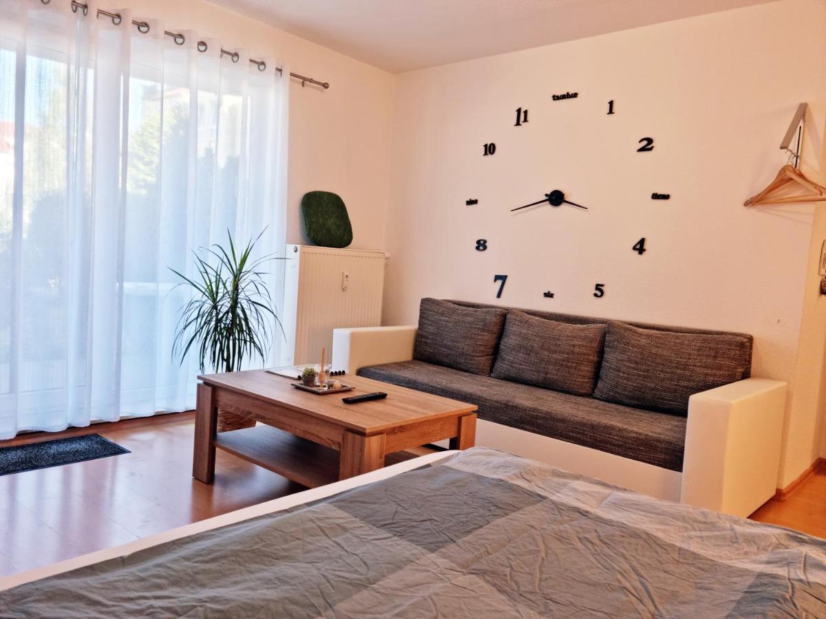 Brise Business Apartment Nahe Leipziger Messe - Porsche - Bmw - Dhl - Wlan - Parkplatz - Business Travelers Only Exteriör bild