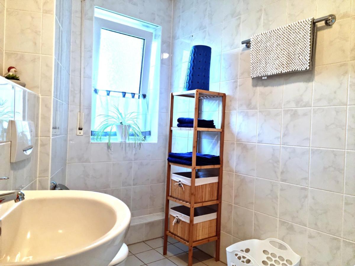 Brise Business Apartment Nahe Leipziger Messe - Porsche - Bmw - Dhl - Wlan - Parkplatz - Business Travelers Only Exteriör bild